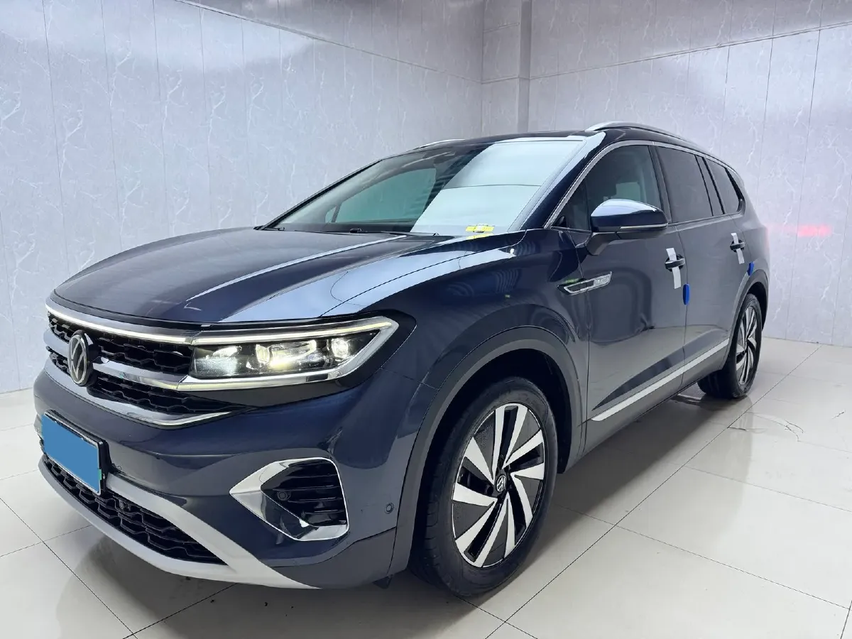 2022 Volkswagen Talagon 2.0T 220HP L4 7DCT,autocango,china used car exporter,china ev exporter,chinese used car exporter,chinese used ev exporter