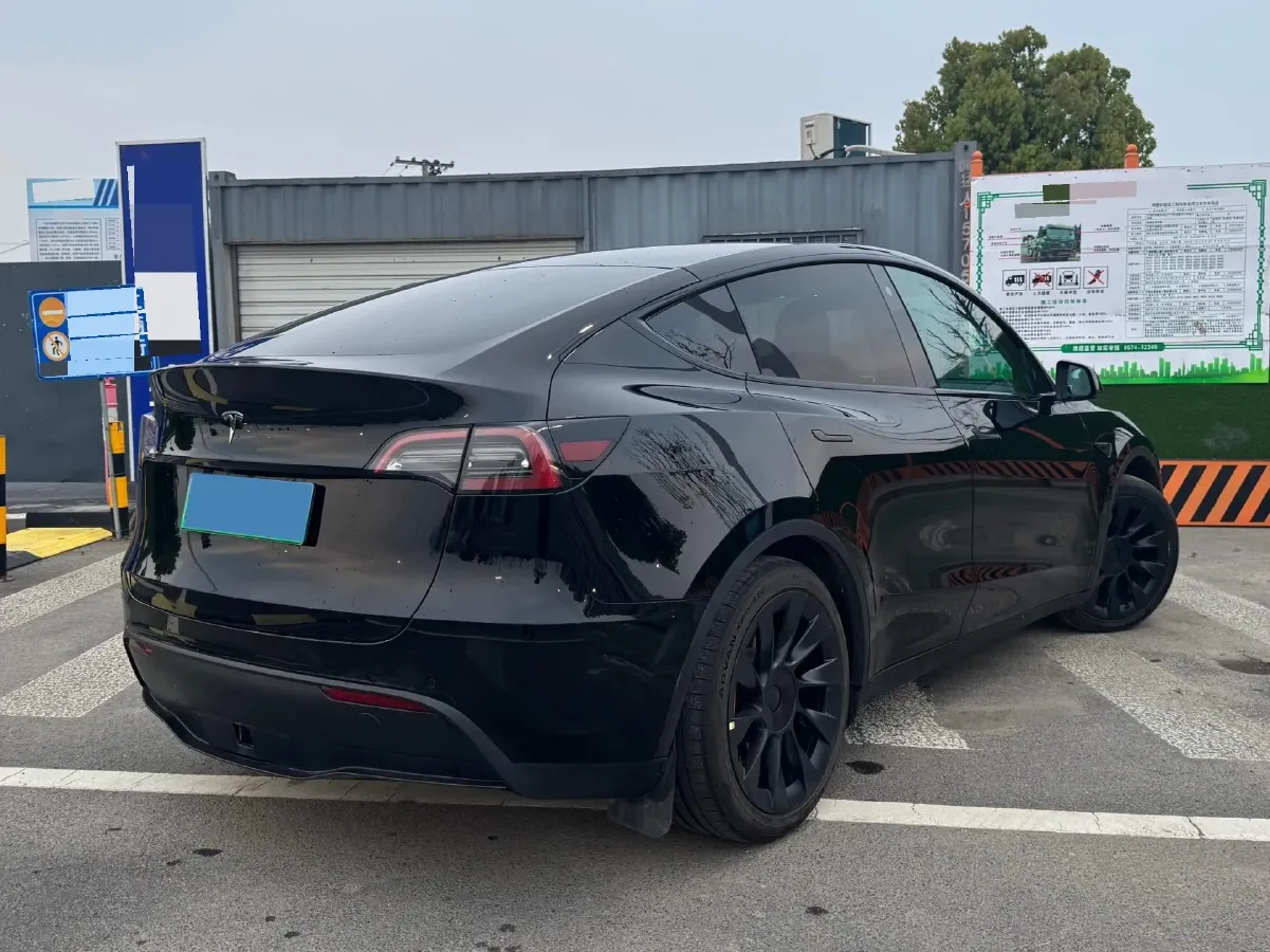 2022 Tesla Model Y BEV 60KWH,autocango,china used car exporter,china ev exporter,chinese used car exporter,chinese used ev exporter