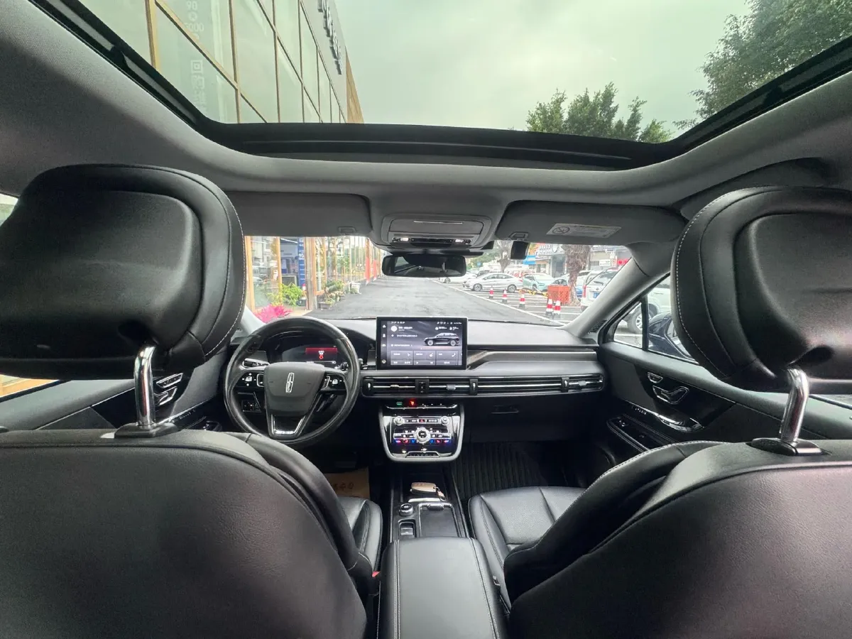 2022 Lincoln Corsair 2.0T 245HP L4 8AT,autocango,china used car exporter,china ev exporter,chinese used car exporter,chinese used ev exporter