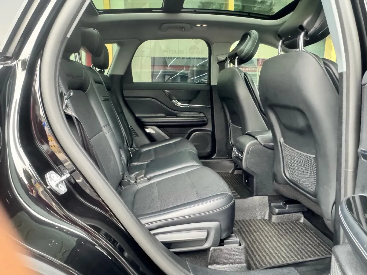 2022 Lincoln Corsair 2.0T 245HP L4 8AT,autocango,china used car exporter,china ev exporter,chinese used car exporter,chinese used ev exporter