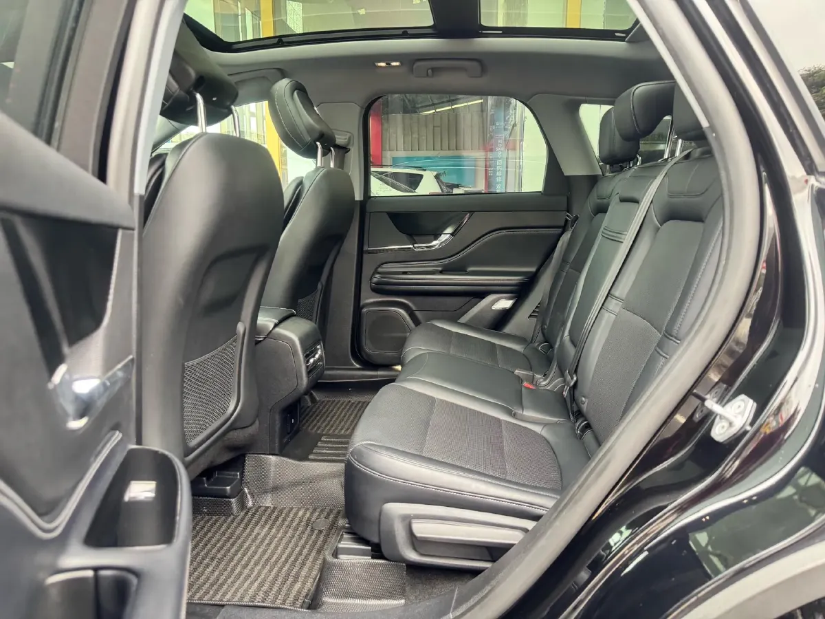 2022 Lincoln Corsair 2.0T 245HP L4 8AT,autocango,china used car exporter,china ev exporter,chinese used car exporter,chinese used ev exporter