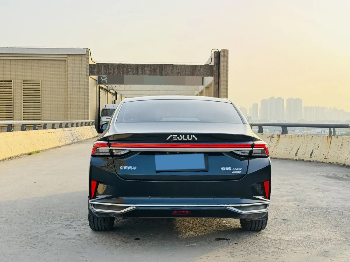 2021 DongFeng Aeolus YiXuan MAX 1.5T 190HP L4 7DCT,autocango,china used car exporter,china ev exporter,chinese used car exporter,chinese used ev exporter