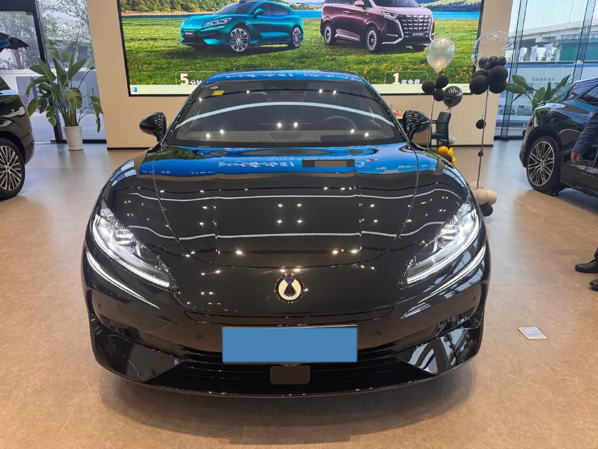 2024 Denza DenzaZ9GT 2.0T 207HP L4 E-CVT PHEV 38.5KWH,autocango,china used car exporter,china ev exporter,chinese used car exporter,chinese used ev exporter