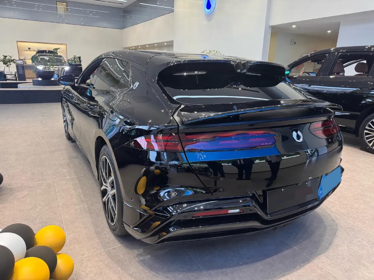 2024 Denza DenzaZ9GT 2.0T 207HP L4 E-CVT PHEV 38.5KWH,autocango,china used car exporter,china ev exporter,chinese used car exporter,chinese used ev exporter