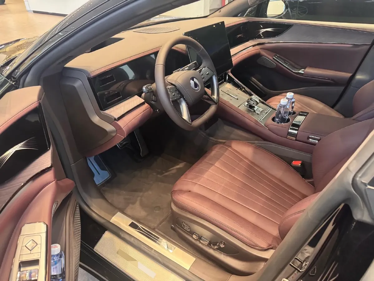 2024 Denza DenzaZ9GT 2.0T 207HP L4 E-CVT PHEV 38.5KWH,autocango,china used car exporter,china ev exporter,chinese used car exporter,chinese used ev exporter