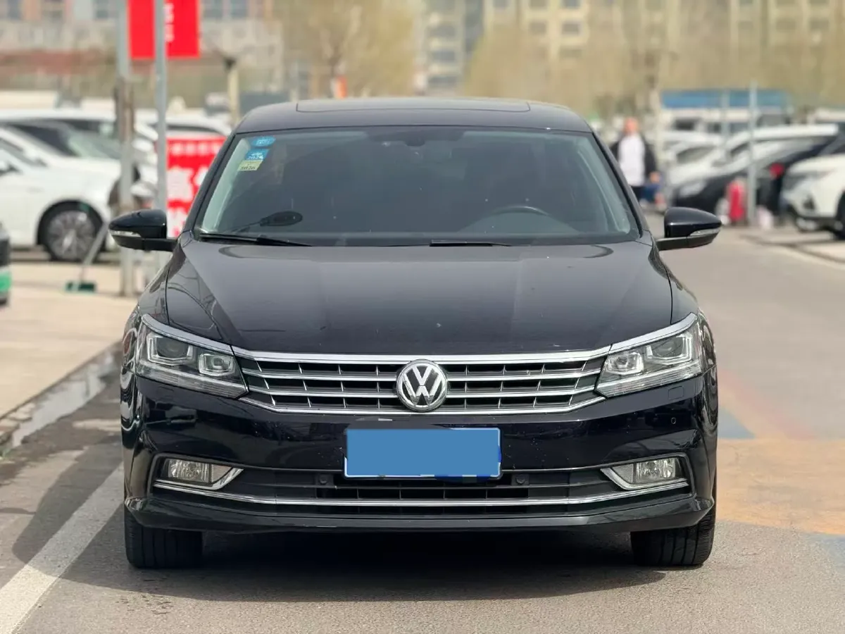 2017 Volkswagen Passat 1.8T 180HP L4 7DCT,autocango,china used car exporter,china ev exporter,chinese used car exporter,chinese used ev exporter