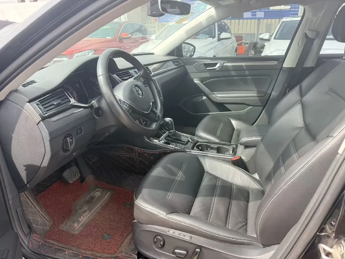 2017 Volkswagen Passat 1.8T 180HP L4 7DCT,autocango,china used car exporter,china ev exporter,chinese used car exporter,chinese used ev exporter