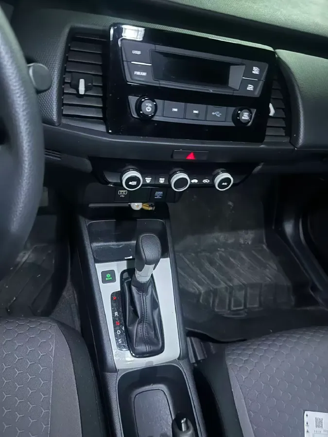 2022 Honda Fit 1.5L 131HP L4 CVT,autocango,china used car exporter,china ev exporter,chinese used car exporter,chinese used ev exporter