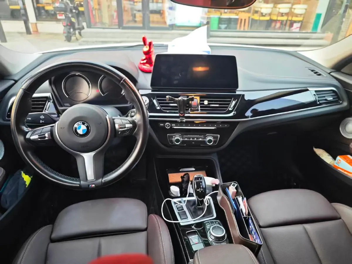 2021 BMW 1 Series 1.5T 140HP L3 7DCT,autocango,china used car exporter,china ev exporter,chinese used car exporter,chinese used ev exporter