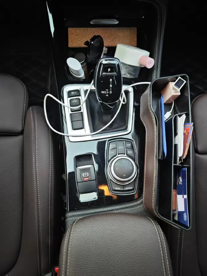 2021 BMW 1 Series 1.5T 140HP L3 7DCT,autocango,china used car exporter,china ev exporter,chinese used car exporter,chinese used ev exporter