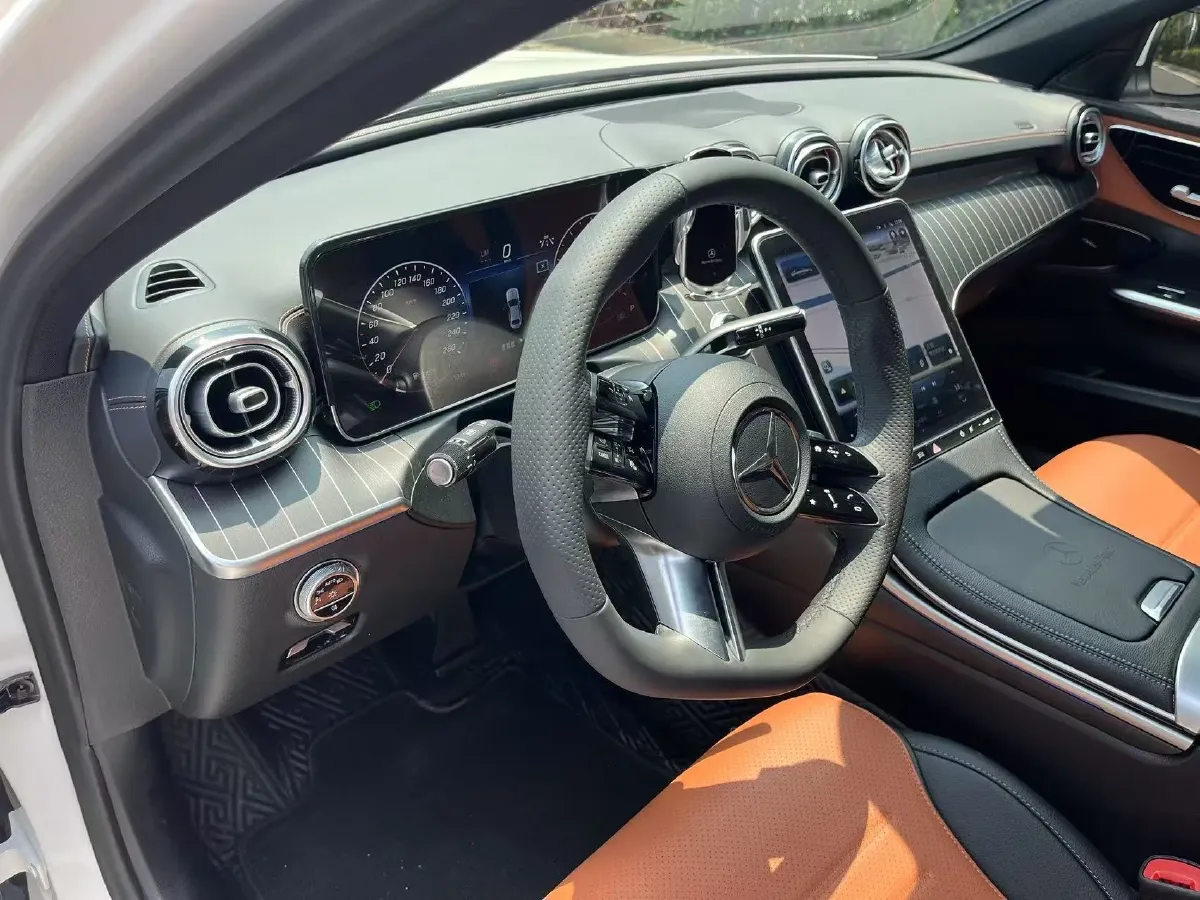 2023 Mercedes-Benz C Class 1.5T 204HP L4 9AT,autocango,china used car exporter,china ev exporter,chinese used car exporter,chinese used ev exporter