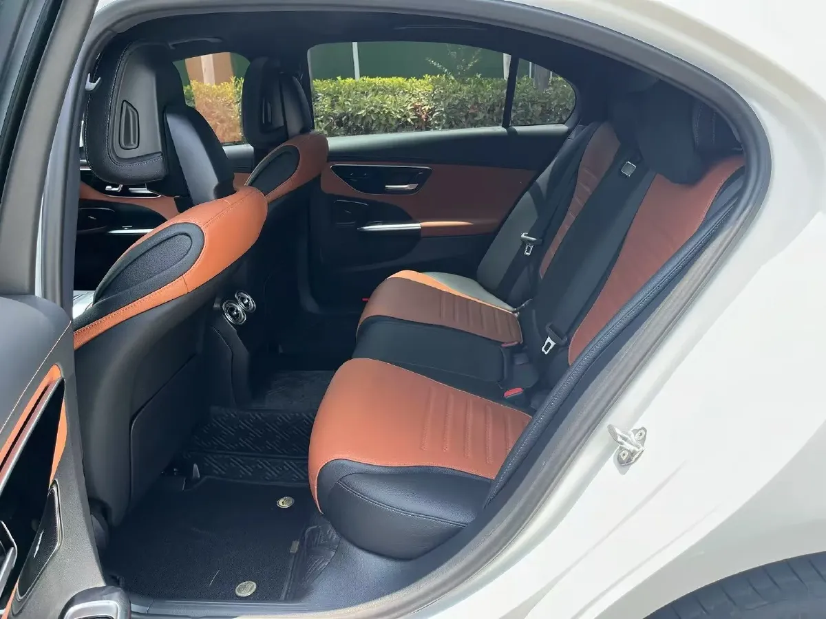 2023 Mercedes-Benz C Class 1.5T 204HP L4 9AT,autocango,china used car exporter,china ev exporter,chinese used car exporter,chinese used ev exporter