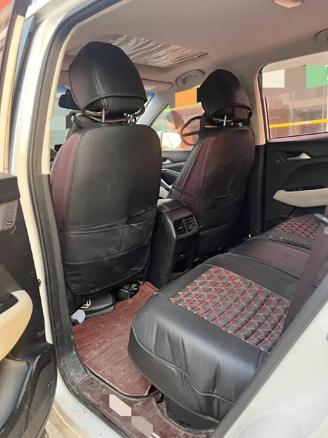 2018 BaoJun 530 1.5T 150HP L4 6MT,autocango,china used car exporter,china ev exporter,chinese used car exporter,chinese used ev exporter