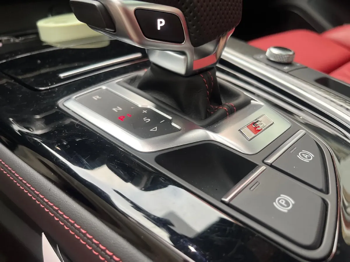 2023 Audi S4 3.0T 354HP V6 8AT,autocango,china used car exporter,china ev exporter,chinese used car exporter,chinese used ev exporter