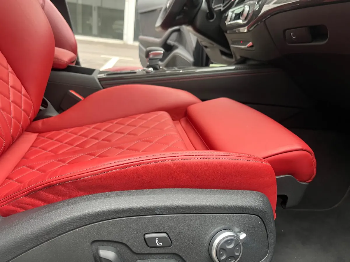 2023 Audi S4 3.0T 354HP V6 8AT,autocango,china used car exporter,china ev exporter,chinese used car exporter,chinese used ev exporter