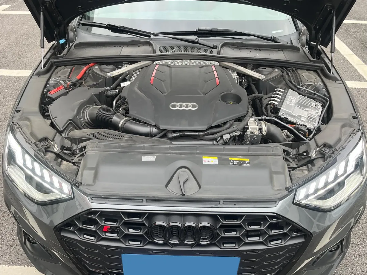 2023 Audi S4 3.0T 354HP V6 8AT,autocango,china used car exporter,china ev exporter,chinese used car exporter,chinese used ev exporter