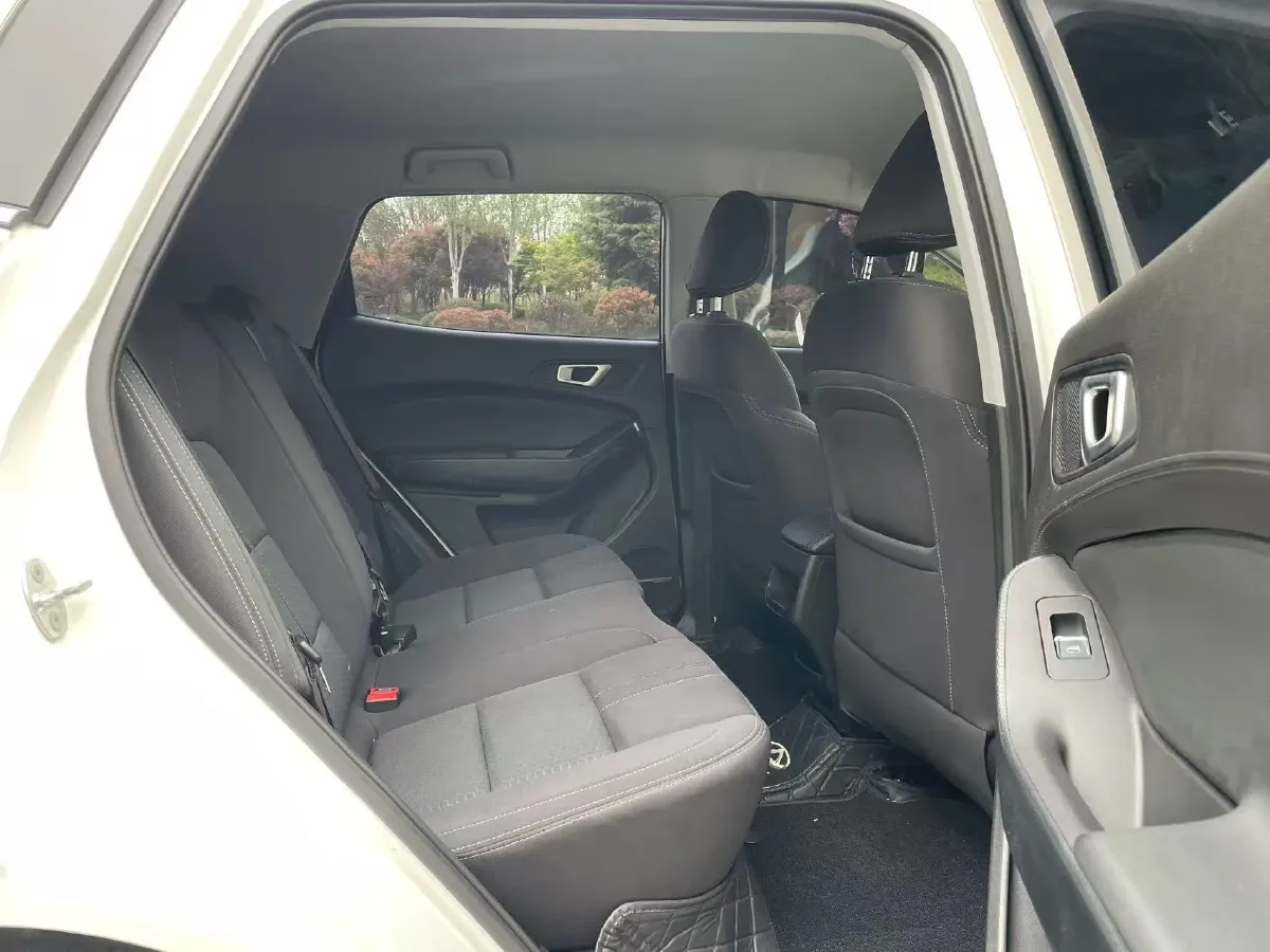 2019 Chery Tiggo 5x 1.5L 116HP L4 5MT,autocango,china used car exporter,china ev exporter,chinese used car exporter,chinese used ev exporter