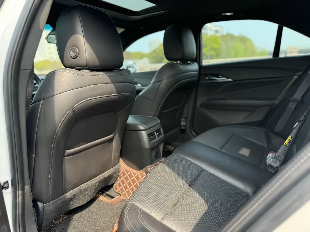 2022 Cadillac CT4 2.0T 237HP L4 8AT,autocango,china used car exporter,china ev exporter,chinese used car exporter,chinese used ev exporter