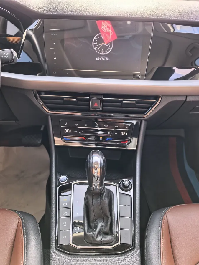 2022 Volkswagen T-Roc 1.4T 150HP L4 7DCT,autocango,china used car exporter,china ev exporter,chinese used car exporter,chinese used ev exporter