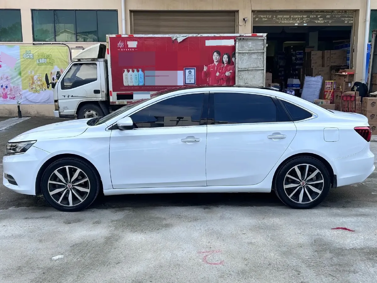 2017 Roewe i6 1.5T 169HP L4 7DCT,autocango,china used car exporter,china ev exporter,chinese used car exporter,chinese used ev exporter