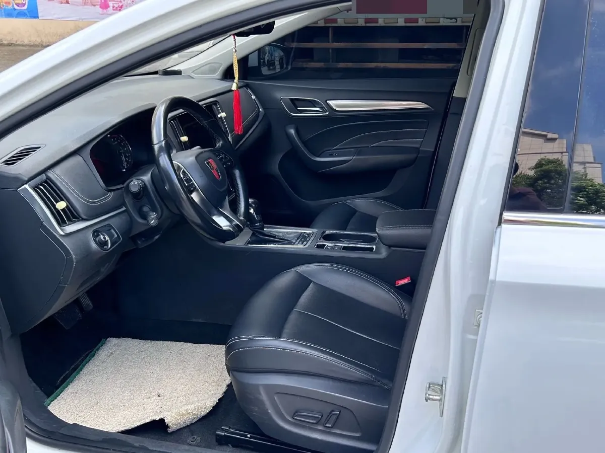 2017 Roewe i6 1.5T 169HP L4 7DCT,autocango,china used car exporter,china ev exporter,chinese used car exporter,chinese used ev exporter