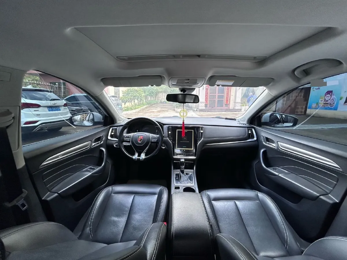 2017 Roewe i6 1.5T 169HP L4 7DCT,autocango,china used car exporter,china ev exporter,chinese used car exporter,chinese used ev exporter