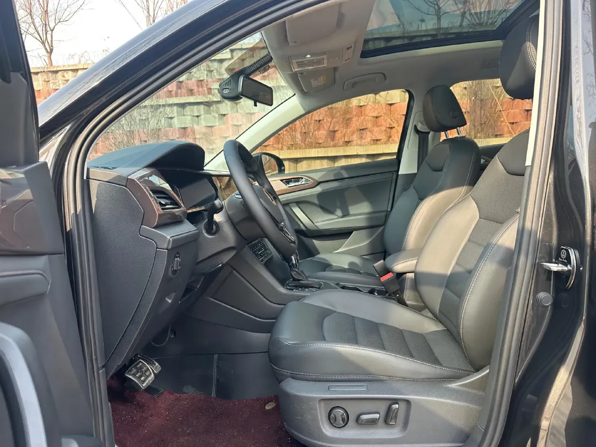 2022 Volkswagen Tharu 1.4T 150HP L4 7DCT,autocango,china used car exporter,china ev exporter,chinese used car exporter,chinese used ev exporter