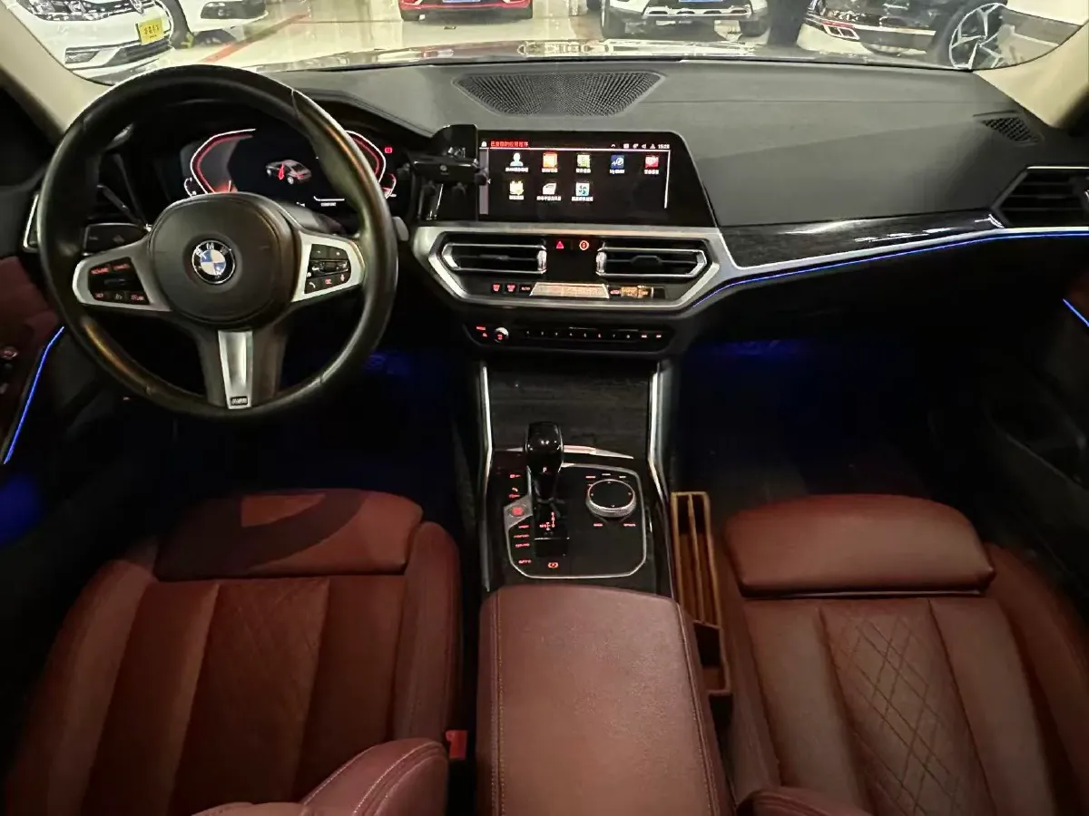 2022 BMW 3 Series 2.0T 184HP L4 8AT,autocango,china used car exporter,china ev exporter,chinese used car exporter,chinese used ev exporter