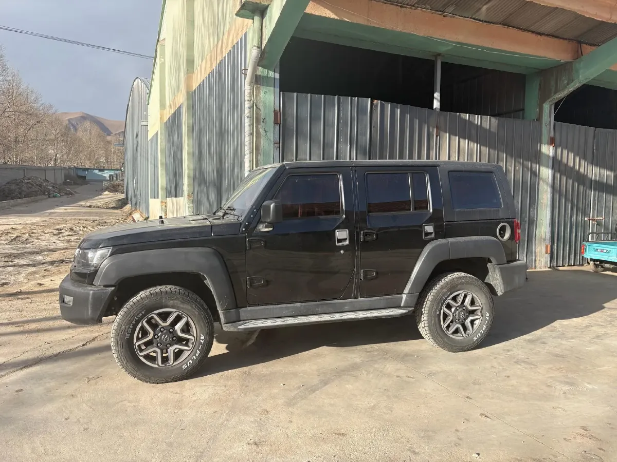 2017 Beijing BJ40 2.3T 250HP L4 6AT,autocango,china used car exporter,china ev exporter,chinese used car exporter,chinese used ev exporter