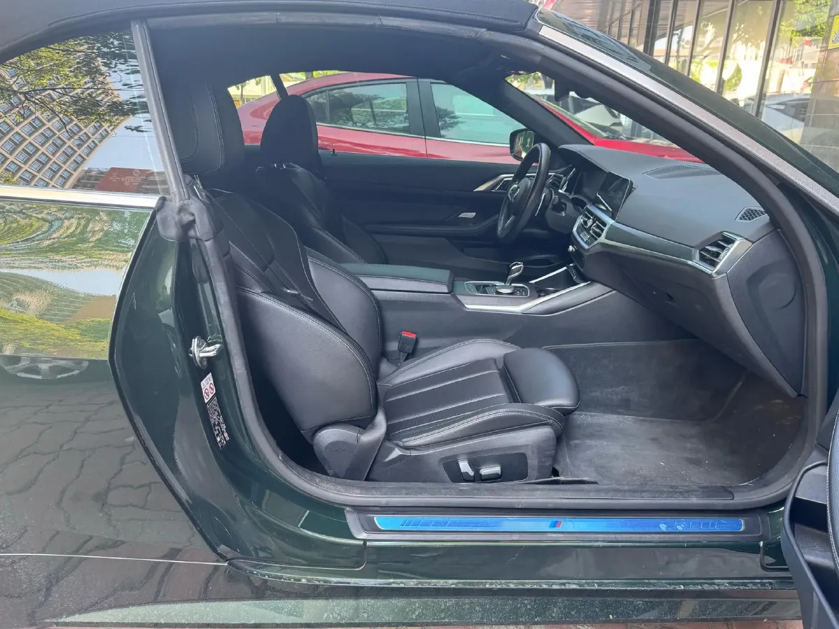 2022 Audi A6L 2.0T 224HP L4 7DCT,autocango,china used car exporter,china ev exporter,chinese used car exporter,chinese used ev exporter