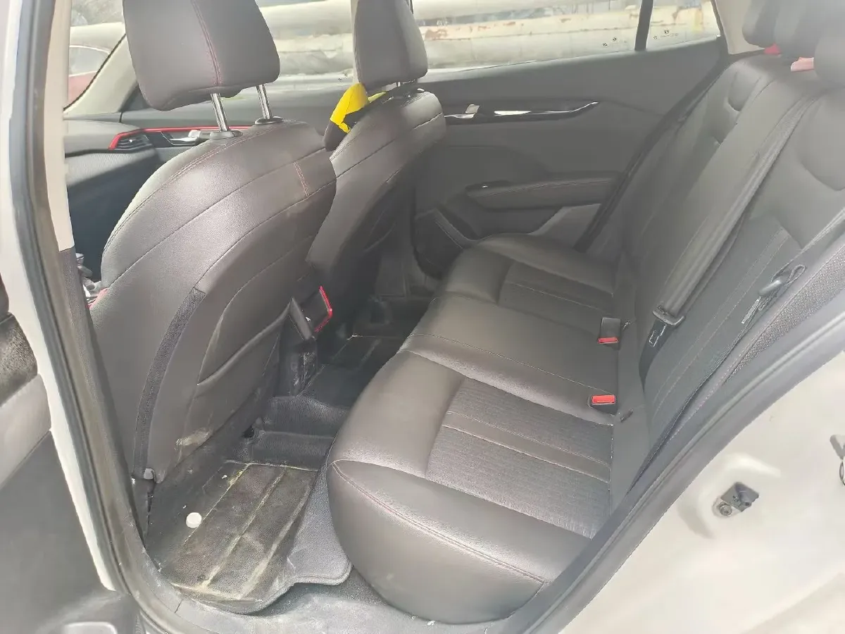 2021 DongFeng Aeolus YiXuan 1.5T 150HP L4 6DCT,autocango,china used car exporter,china ev exporter,chinese used car exporter,chinese used ev exporter