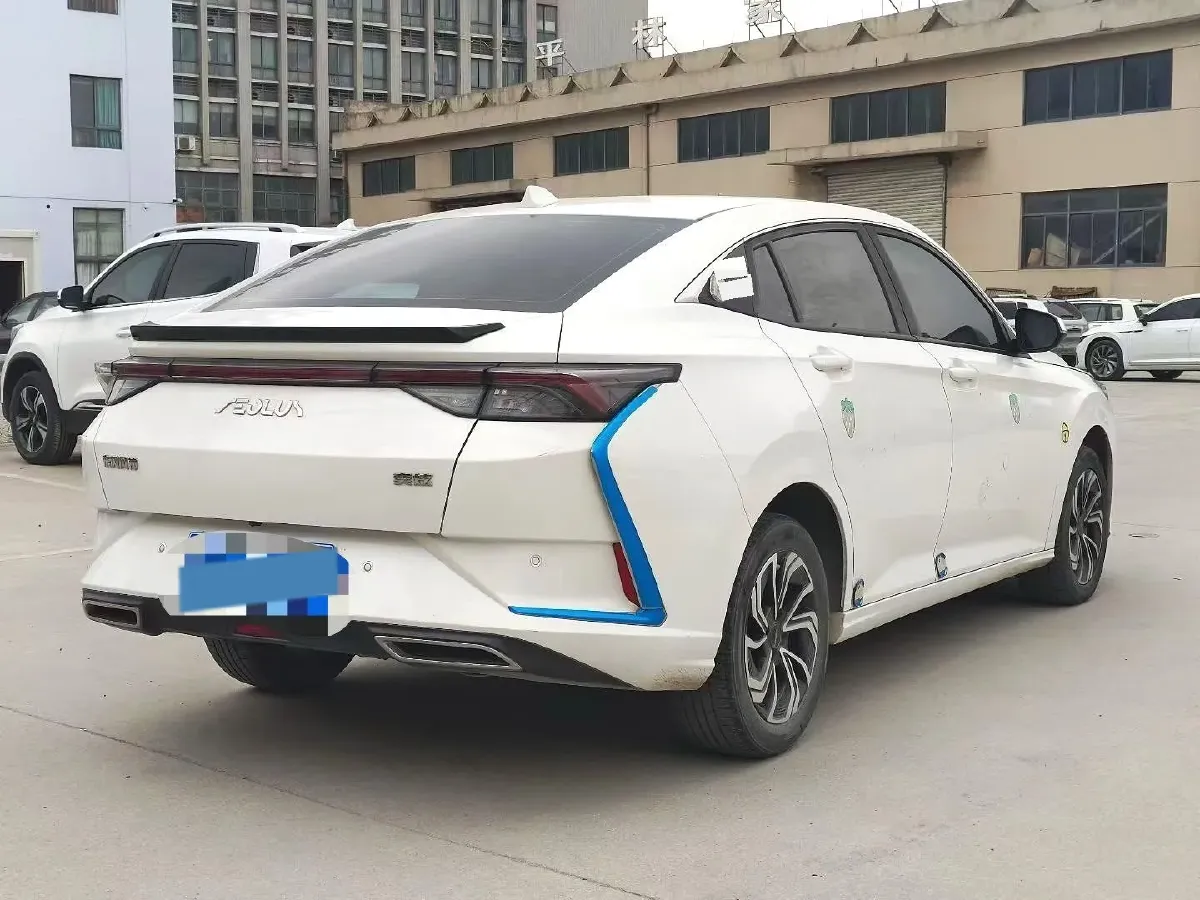 2021 DongFeng Aeolus YiXuan 1.5T 150HP L4 6DCT,autocango,china used car exporter,china ev exporter,chinese used car exporter,chinese used ev exporter