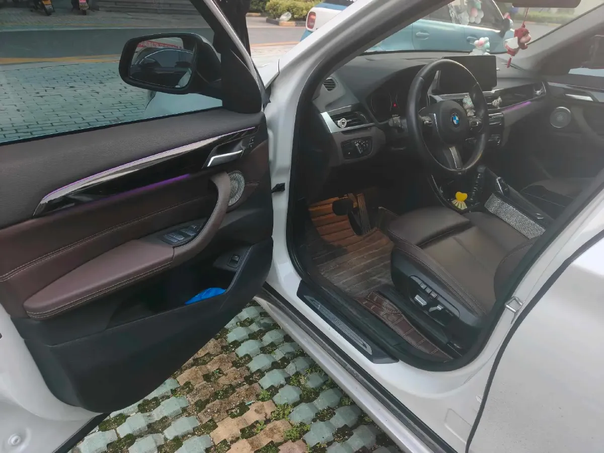 2022 BMW X1 1.5T 140HP L3 7DCT,autocango,china used car exporter,china ev exporter,chinese used car exporter,chinese used ev exporter