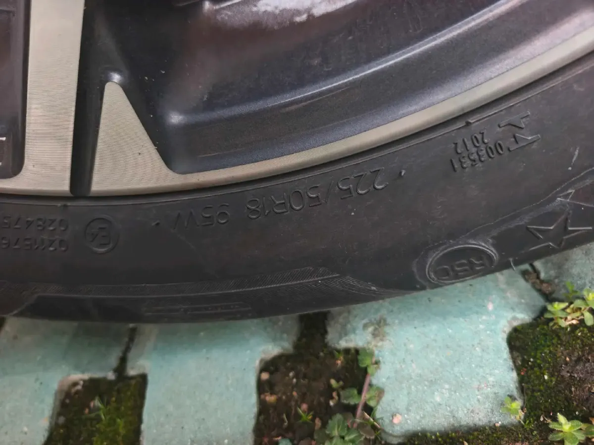 2022 BMW X1 1.5T 140HP L3 7DCT,autocango,china used car exporter,china ev exporter,chinese used car exporter,chinese used ev exporter