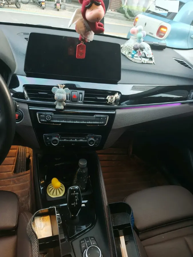 2022 BMW X1 1.5T 140HP L3 7DCT,autocango,china used car exporter,china ev exporter,chinese used car exporter,chinese used ev exporter