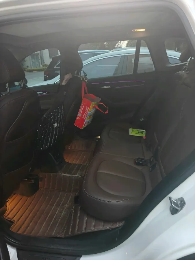 2022 BMW X1 1.5T 140HP L3 7DCT,autocango,china used car exporter,china ev exporter,chinese used car exporter,chinese used ev exporter