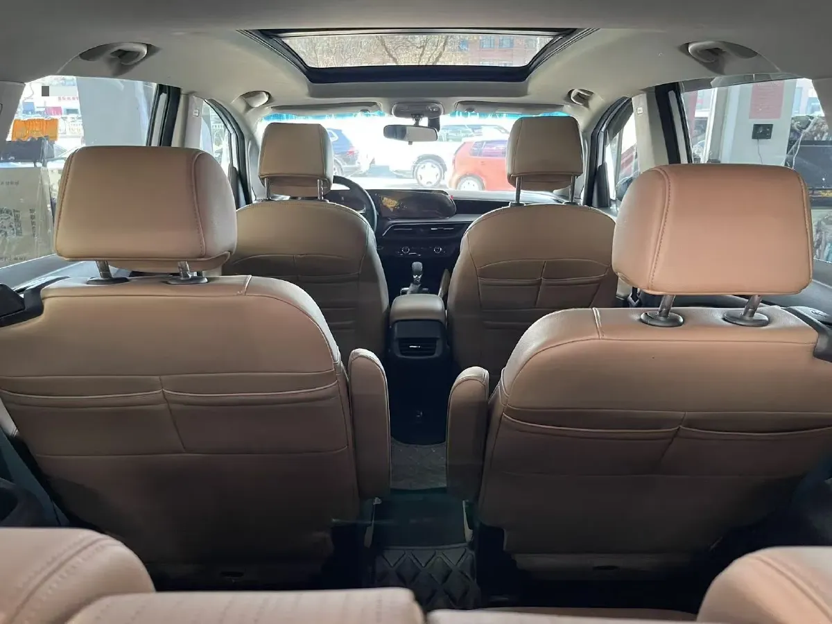 2021 Buick GL6 1.3T 163HP L3 6AT,autocango,china used car exporter,china ev exporter,chinese used car exporter,chinese used ev exporter