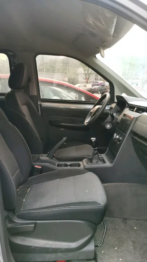 2022 WuLing ZhengChen 2.0L 136HP L4 6MT,autocango,china used car exporter,china ev exporter,chinese used car exporter,chinese used ev exporter