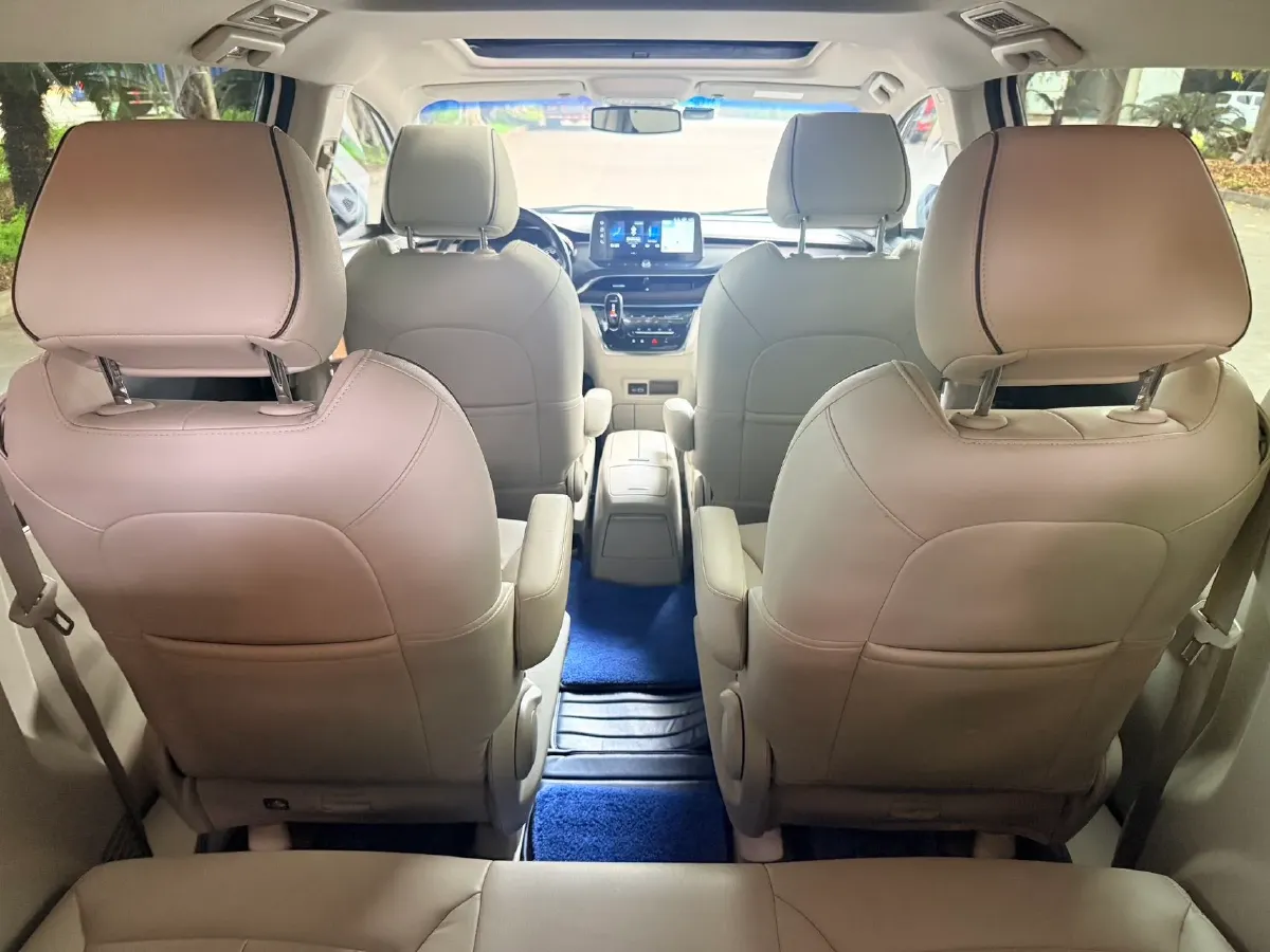 2021 Buick GL8 2.0T 237HP L4 9AT,autocango,china used car exporter,china ev exporter,chinese used car exporter,chinese used ev exporter