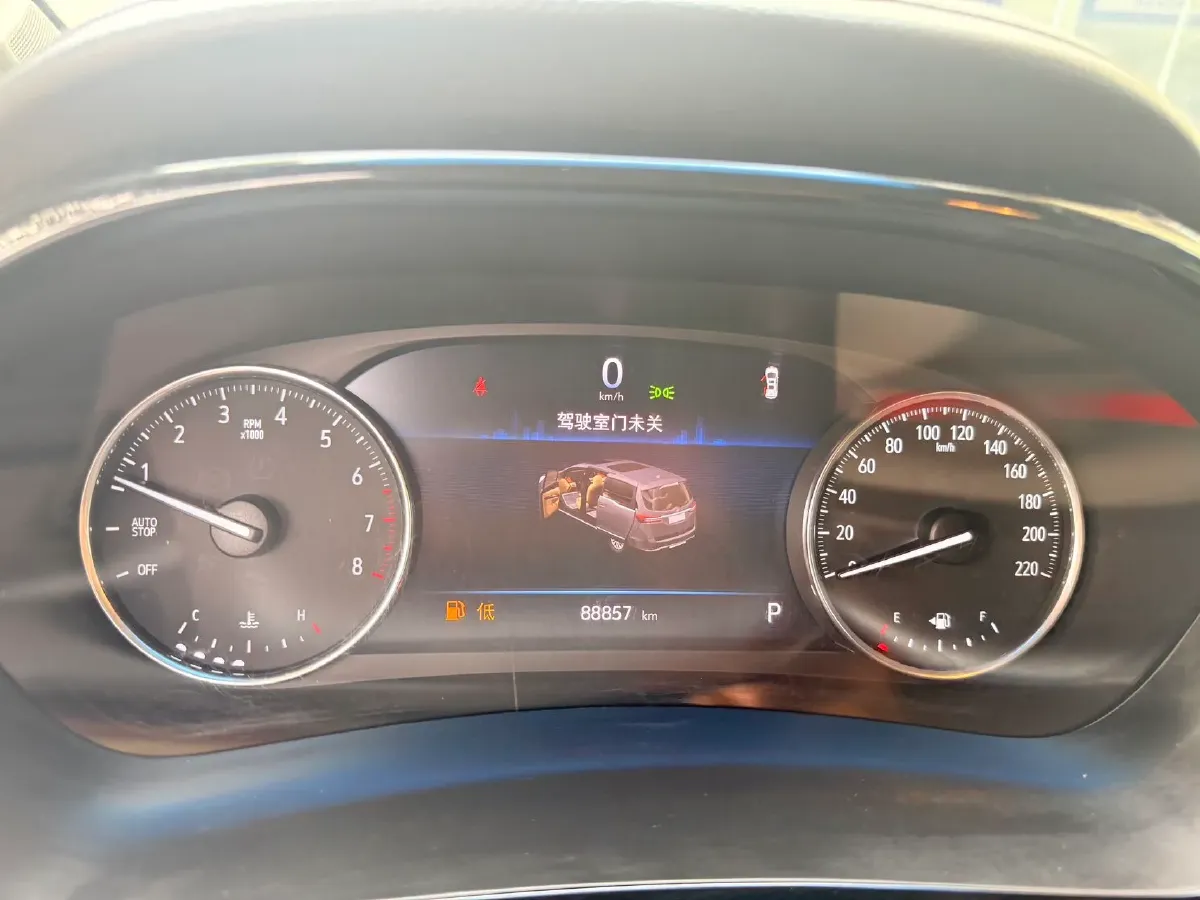 2021 Buick GL8 2.0T 237HP L4 9AT,autocango,china used car exporter,china ev exporter,chinese used car exporter,chinese used ev exporter