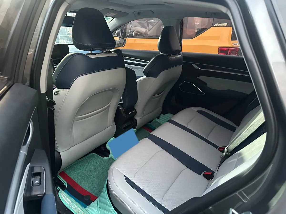 2022 Geely Emgrand 1.5L 114HP L4 CVT,autocango,china used car exporter,china ev exporter,chinese used car exporter,chinese used ev exporter