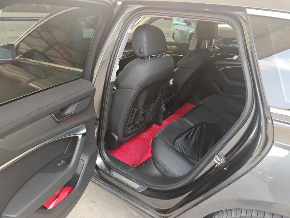 2021 Audi A6 2.0T 245HP L4 7DCT,autocango,china used car exporter,china ev exporter,chinese used car exporter,chinese used ev exporter