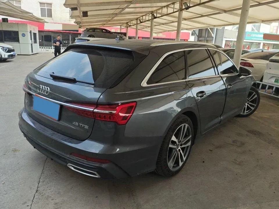 2021 Audi A6 2.0T 245HP L4 7DCT,autocango,china used car exporter,china ev exporter,chinese used car exporter,chinese used ev exporter