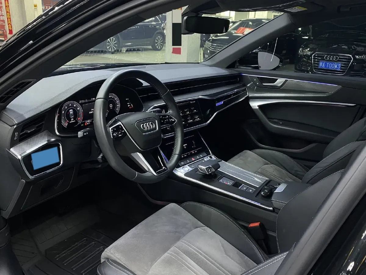 2019 Mercedes-Benz GLC Class 2.0T 245HP L4 9AT,autocango,china used car exporter,china ev exporter,chinese used car exporter,chinese used ev exporter