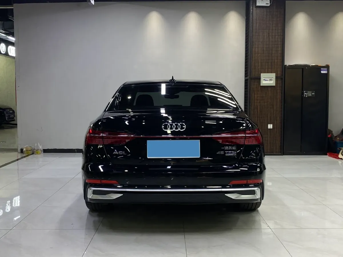2019 Mercedes-Benz GLC Class 2.0T 245HP L4 9AT,autocango,china used car exporter,china ev exporter,chinese used car exporter,chinese used ev exporter