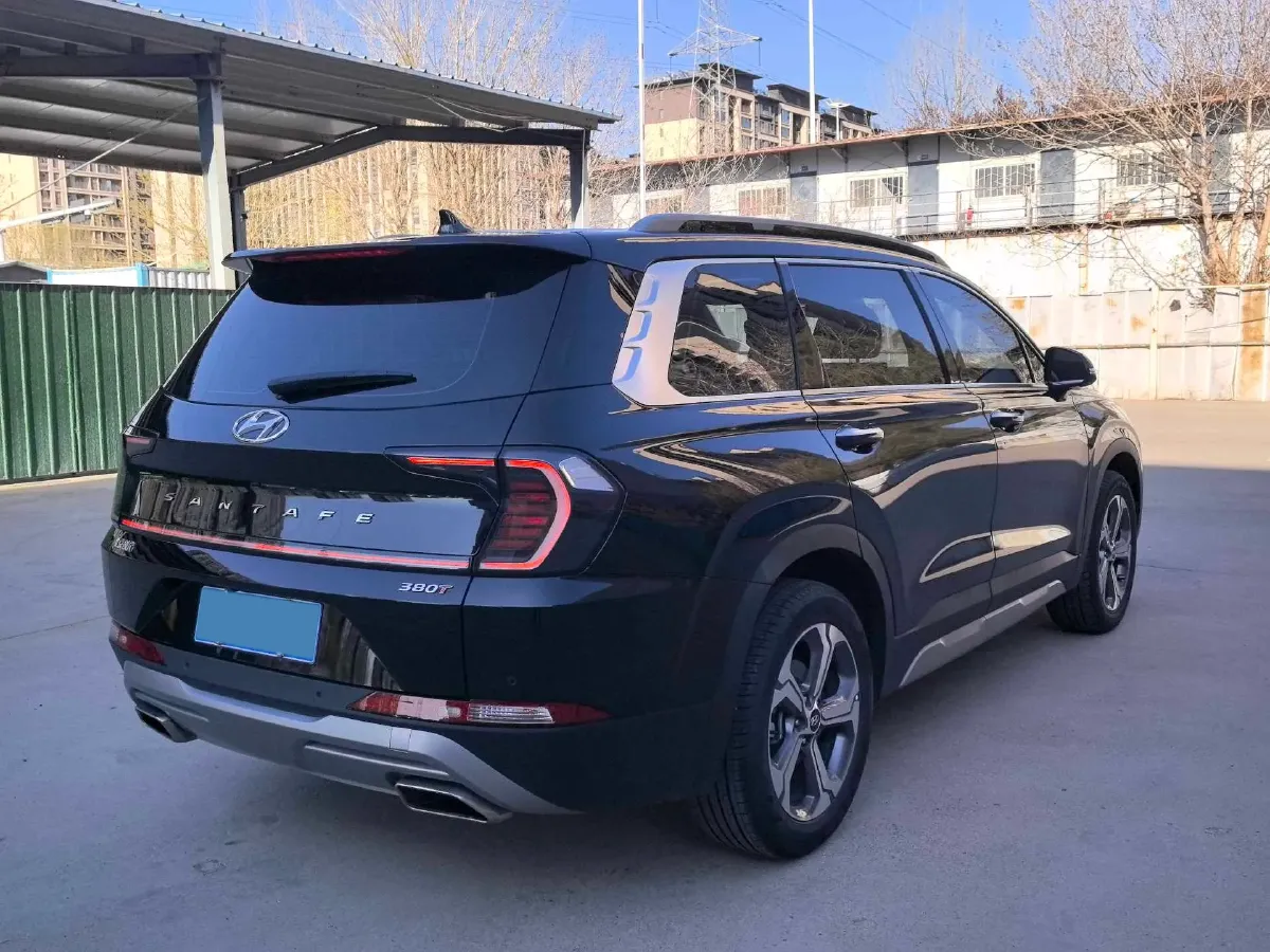 2023 Hyundai Santafe 2.0T 230HP L4 8AT,autocango,china used car exporter,china ev exporter,chinese used car exporter,chinese used ev exporter