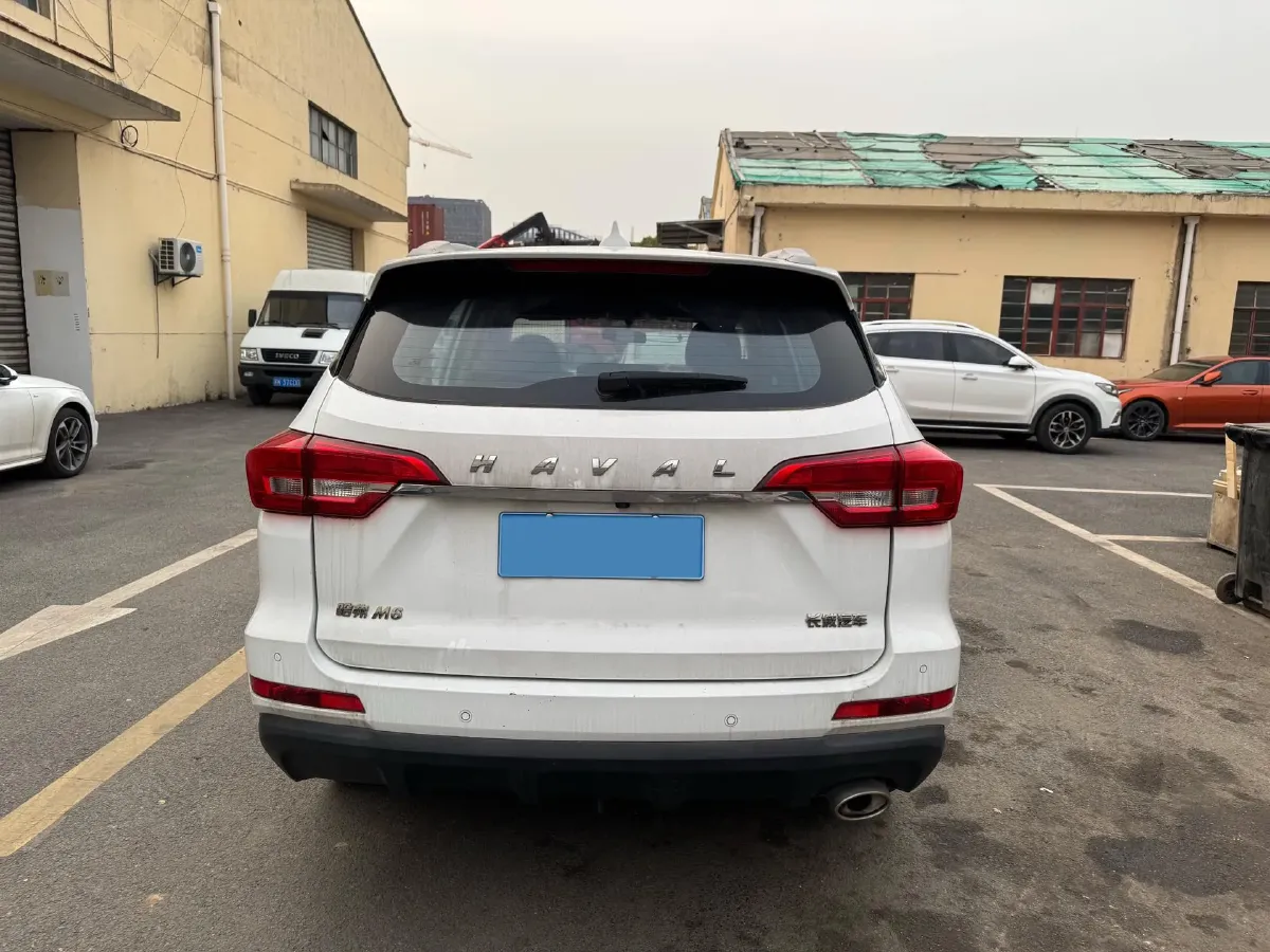 2019 Haval M6 1.5T 150HP L4 7DCT,autocango,china used car exporter,china ev exporter,chinese used car exporter,chinese used ev exporter