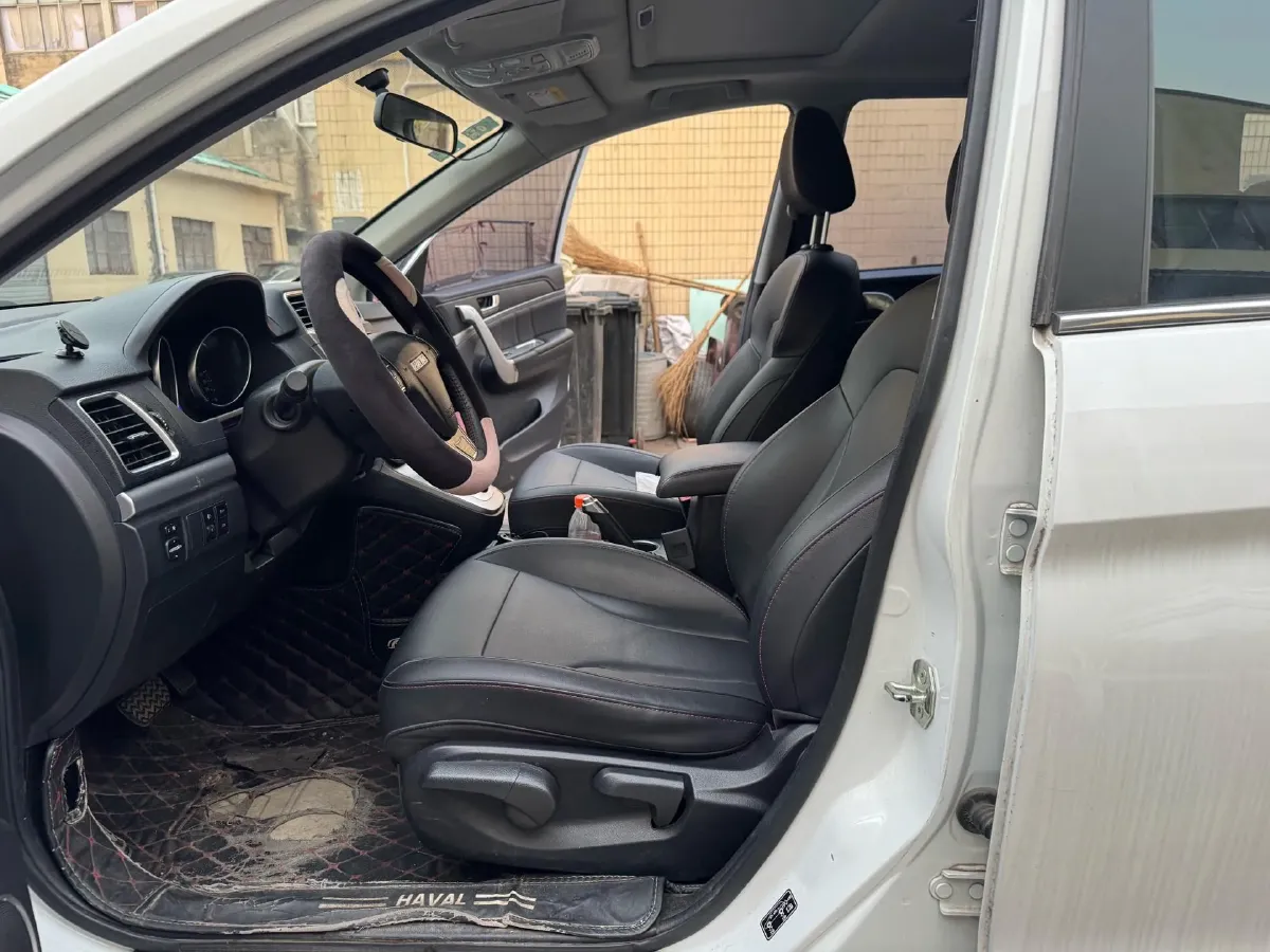 2019 Haval M6 1.5T 150HP L4 7DCT,autocango,china used car exporter,china ev exporter,chinese used car exporter,chinese used ev exporter