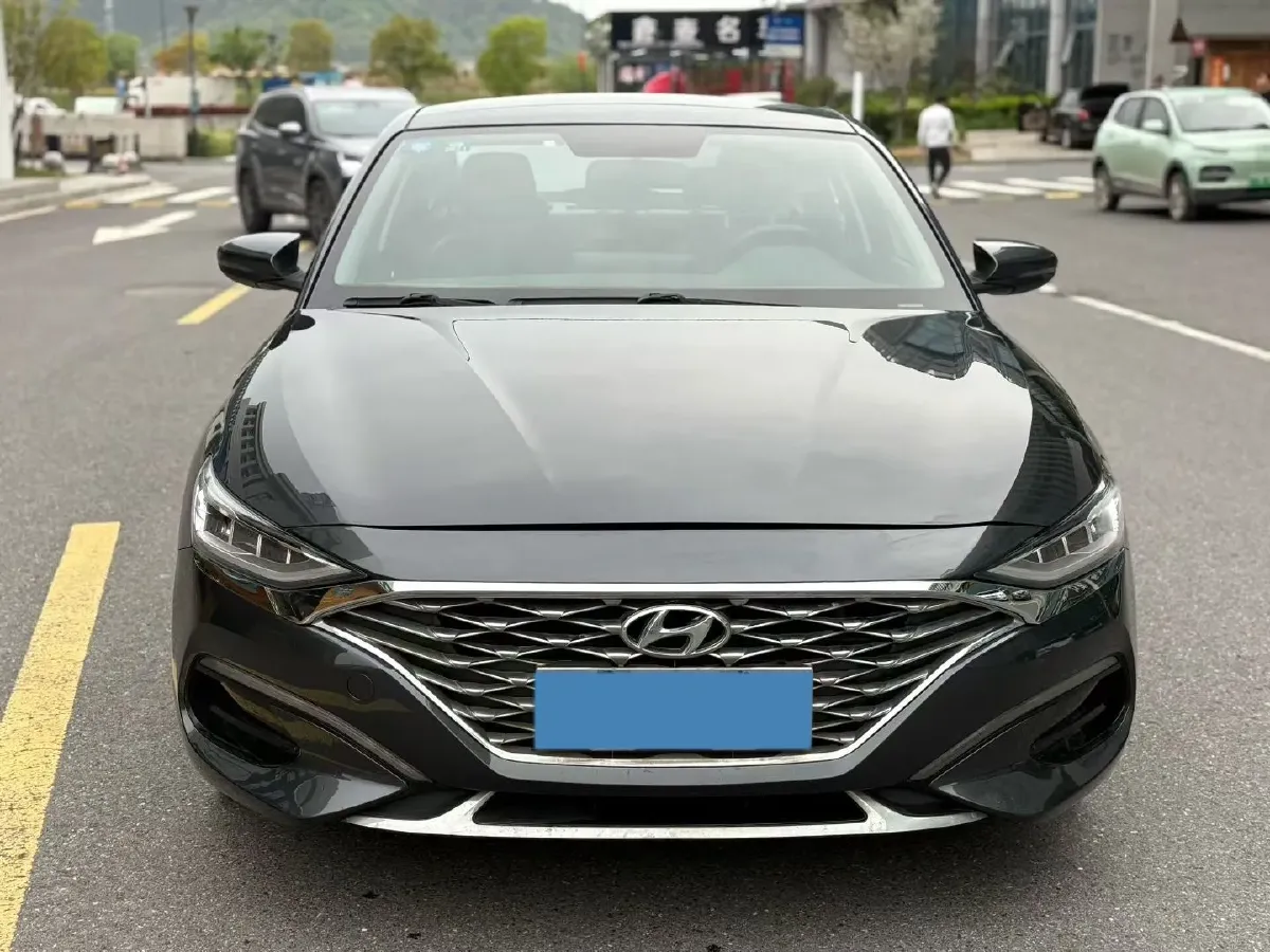 2019 Hyundai La Festa 1.6T 204HP L4 7DCT,autocango,china used car exporter,china ev exporter,chinese used car exporter,chinese used ev exporter