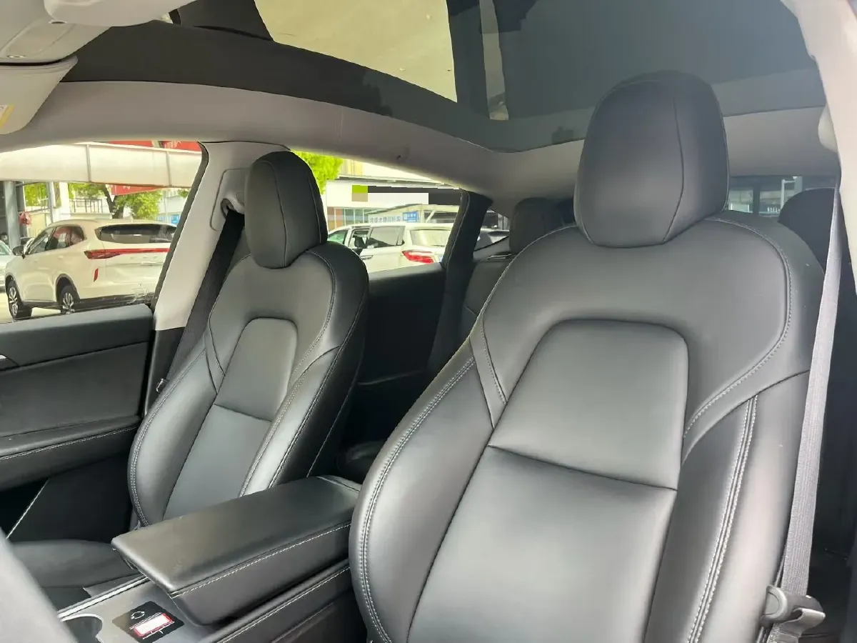2021 Tesla Model Y BEV 60KWH,autocango,china used car exporter,china ev exporter,chinese used car exporter,chinese used ev exporter